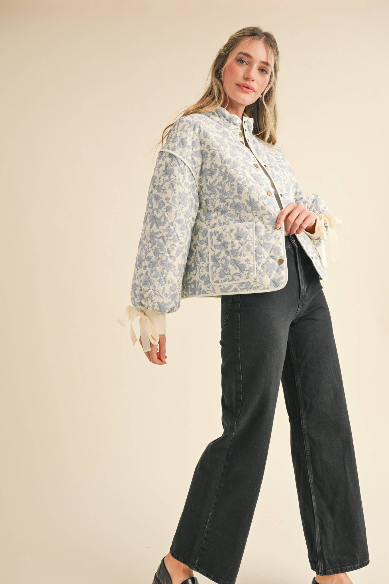 FLORAL QUILTED JACKET WITH RIBBON DETAIL
