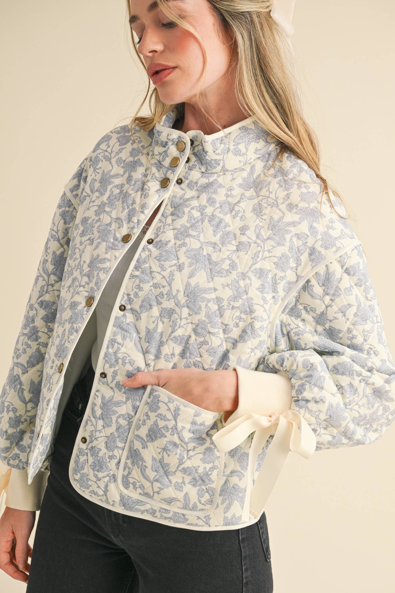 FLORAL QUILTED JACKET WITH RIBBON DETAIL